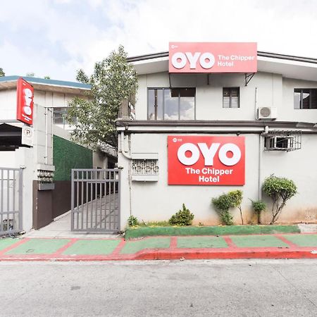 Oyo 111 The Chipper Hotel Quezon City Bagian luar foto