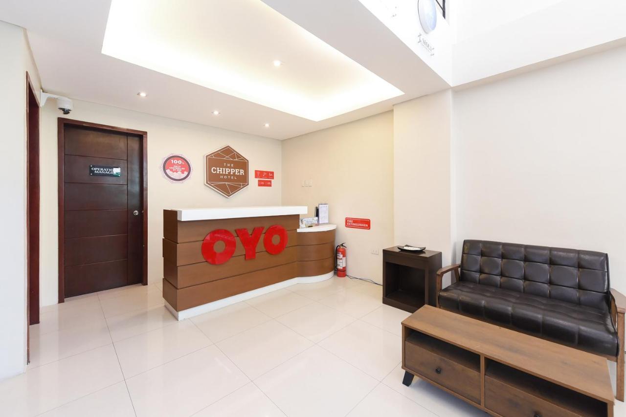 Oyo 111 The Chipper Hotel Quezon City Bagian luar foto